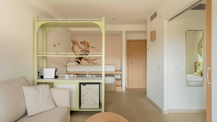 Kids Garden Premium Family Room